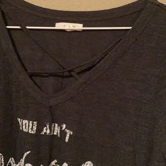 T-shirt - Picture 2 of 2